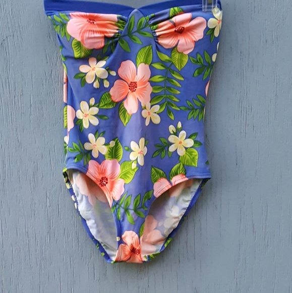 Tropical Print One Piece - Picture 3 of 5